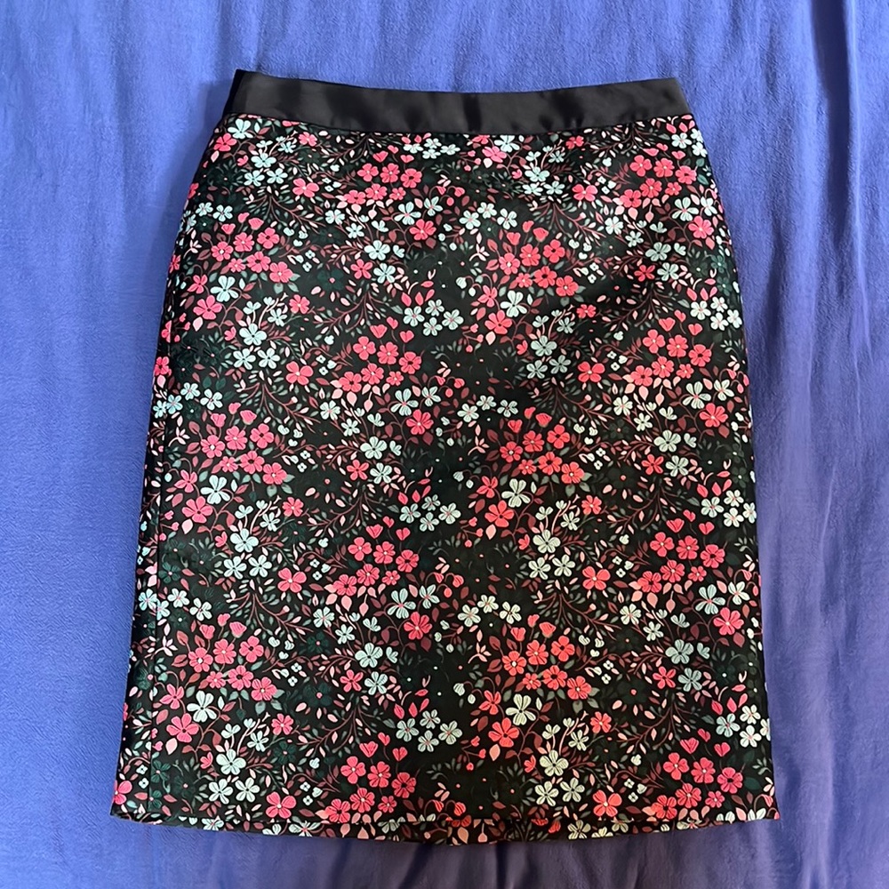 Boden floral pencil skirt